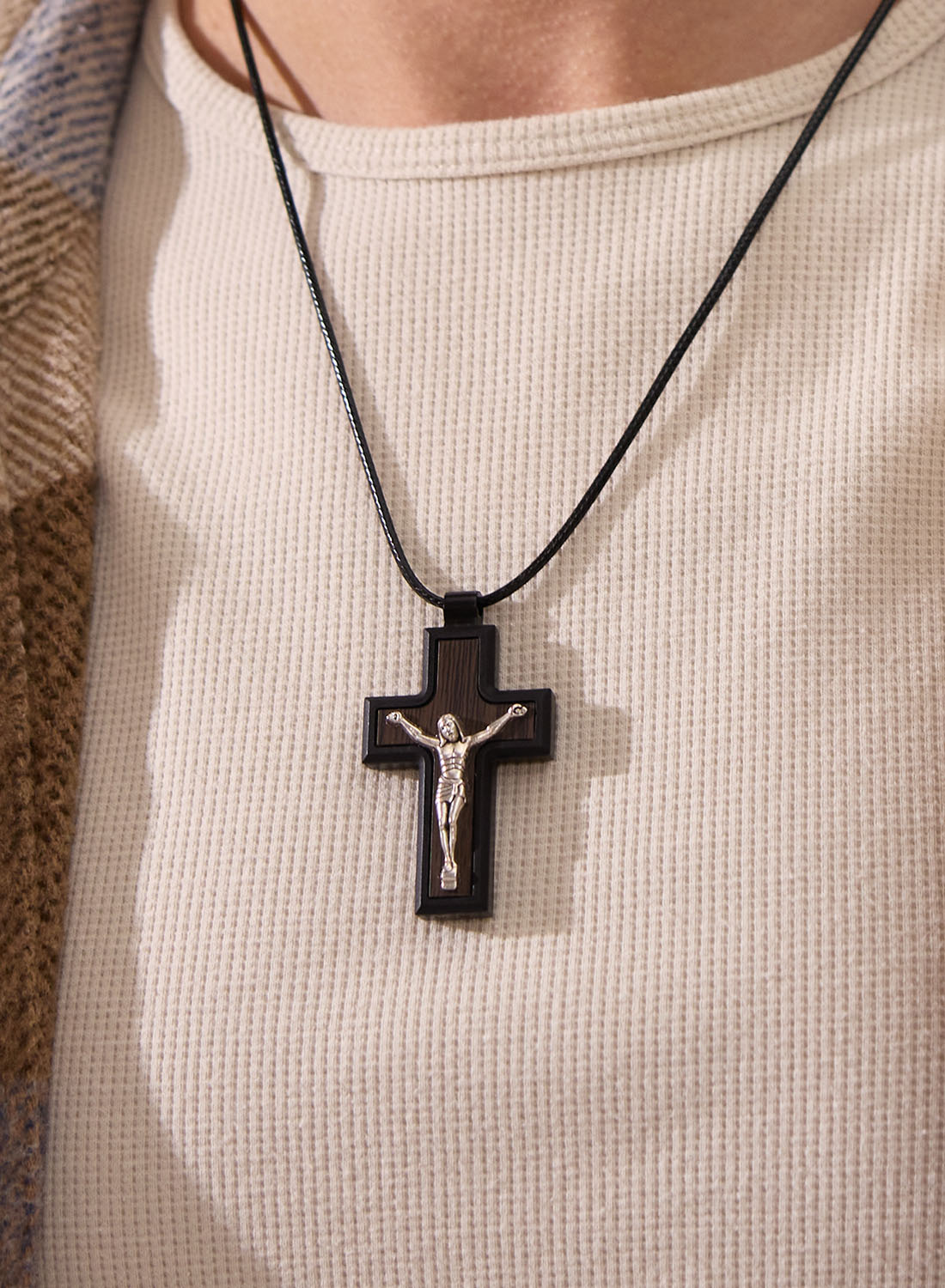 Eternize Cross